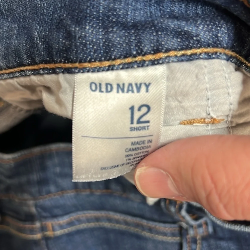 EUC Women’s Old Navy The Dreamer‎ boot cut jeans size 12 Short - Picture 5 of 5